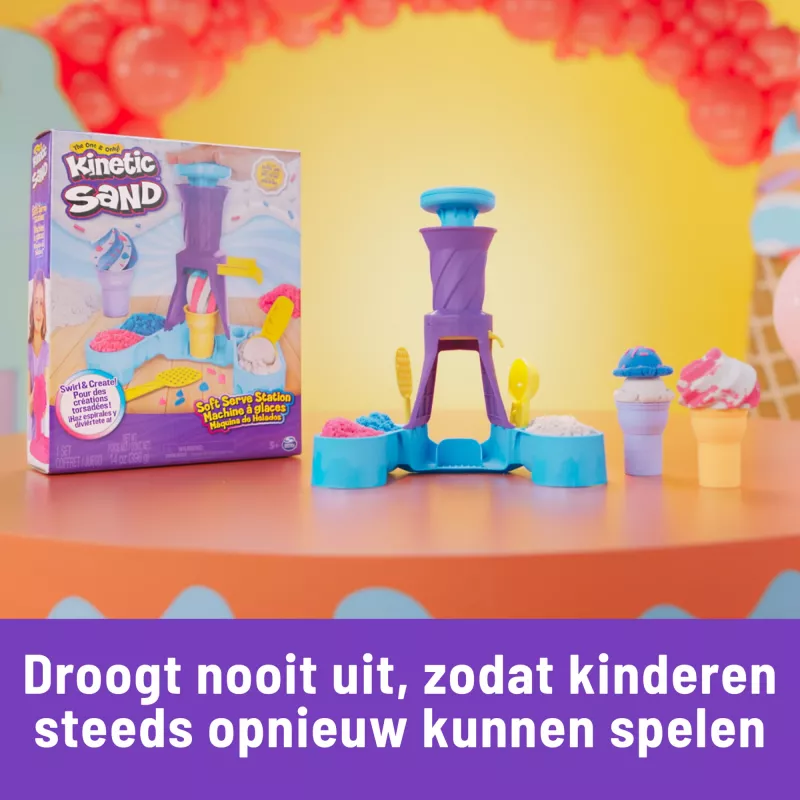 Kinetic Sand Soft Serve Station – Kūrybinis ledų gaminimo rinkinys su 14 uncijų formuojamu smėliu (3 spalvos), 2 ledų kūgiais ir įrankiais