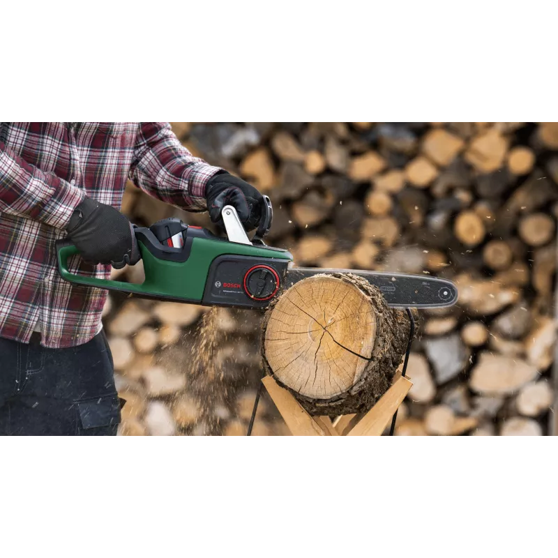 Bosch AdvancedChain 36V-35-40 belaidis grandininis pjūklas – 36 V, 2 Ah akumuliatorius, 35 cm padanga, 31 cm pjovimo ilgis
