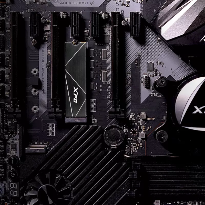 SSD M.2 512 GB ADATA XPG GAMMIX S70 BLADE – PCIe 4.0 NVMe, Skaitymas 7400 MB/s, Rašymas 2600 MB/s