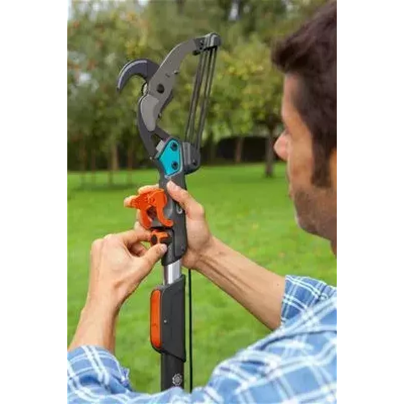 Teleskopinis kotas Gardena Combisystem 210–390 cm