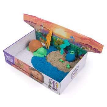 Kinetic Sand Project Planet Turtle Beach 14oz žaidimo smėlis, įrankiai ir formelės, tvarūs sensoriniai žaislai vaikams