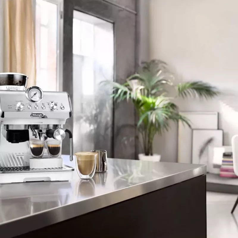 De’Longhi Dedica Arte EC9155.W Pusiautomatinis Espresso aparatas 1.7 L