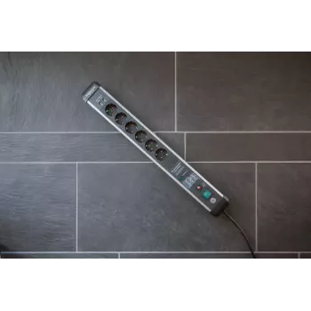 Prailginimo laidas su apsauga nuo viršįtampių Brennenstuhl Premium-Protect-Line 1391010610 3 m 6 AC kištukinių lizdų, 2 USB, juodas sidabrinis