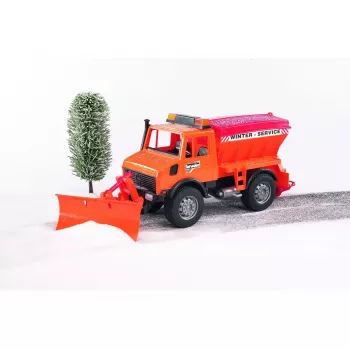 BRUDER MB Unimog sniego valymo sunkvežimis, ABS konstrukcija, rekomenduojamas amžius 4+