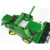 Žaislinis kombainas BRUDER John Deere T670i 1:16