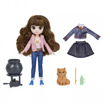 Wizarding World Harry Potter 8 colių (203 mm) Blizganti Hermiona Granger lėlė su 5 aksesuarais ir 2 aprangomis