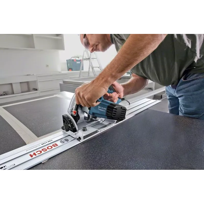 Bosch 0 601 675 001 nešiojamasis diskinis pjūklas 16,5 cm 6250 aps./min 1400 W