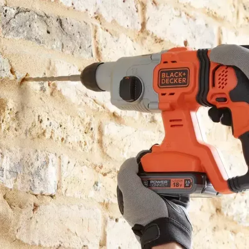 Gręžtuvas Black & Decker BCD900E2K-QW 1880 RPM SDS Plus, 2.5 Ah akumuliatorius