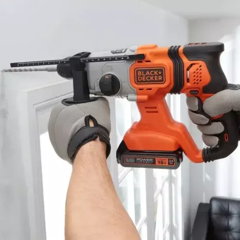 Gręžtuvas Black & Decker BCD900E2K-QW 1880 RPM SDS Plus, 2.5 Ah akumuliatorius