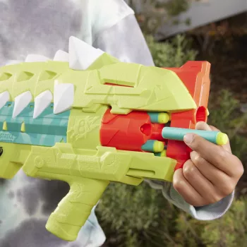 Nerf DinoSquad Armorstrike – žaislinis blasteris su dinozaurų dizainu