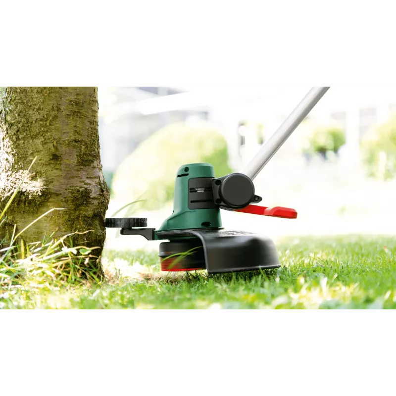 Bosch UniversalGrassCut 18V-26 26 cm akumuliatorinis žoliapjovė-pjūklas juoda, žalia
