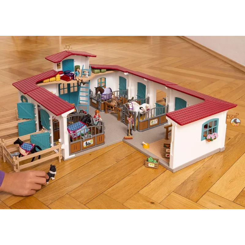 schleich HORSE CLUB Lakeside Riding Center – Žirgų sporto centras prie ežero
