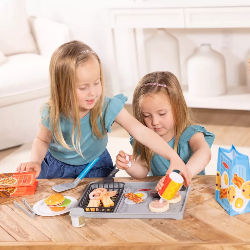 Melissa & Doug Flip & Fry Grill žaidimų rinkinys su Water WOW spalvų keitimo maistu