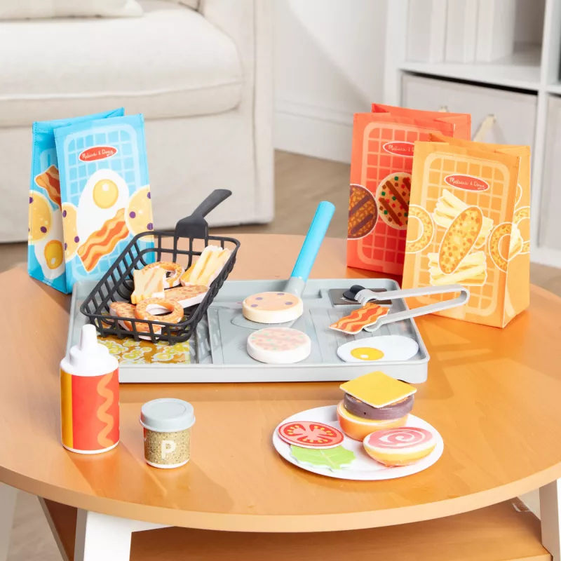 Melissa & Doug Flip & Fry Grill žaidimų rinkinys su Water WOW spalvų keitimo maistu