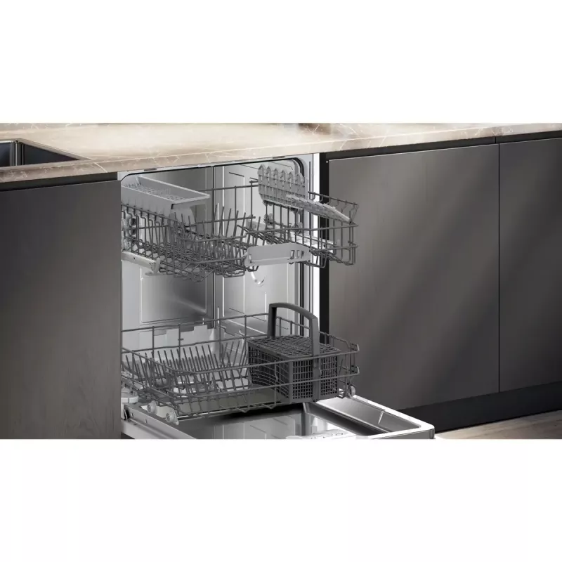 Indaplovė Siemens iQ100 SN61HX01TE visiškai įmontuojama, 13 komplektų, 46 dB, 9 L/ciklas, energijos klasė C