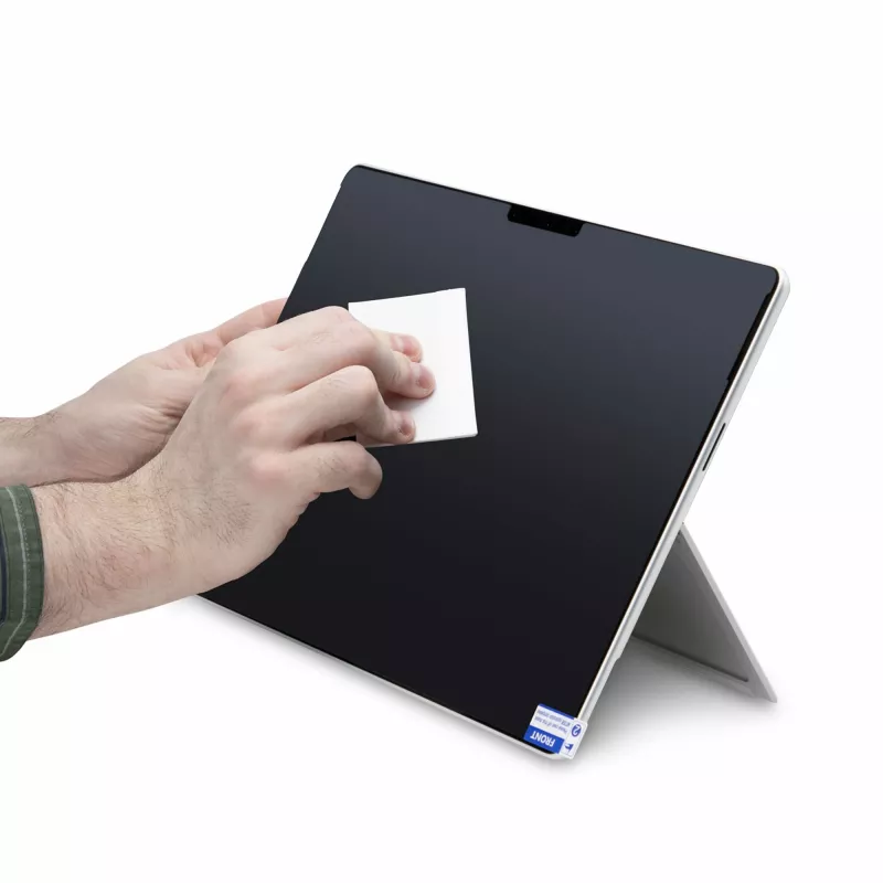 StarTech.com privatumo ekranas 4 krypčių, 13 colių Surface Pro 8/9/X nešiojamam kompiuteriui, portreto / kraštovaizdžio režimai, liečiamas, +/- 30° žiūrėjimo kampas, blokuoja iki 51 % mėlynos šviesos, anti-blizgesys