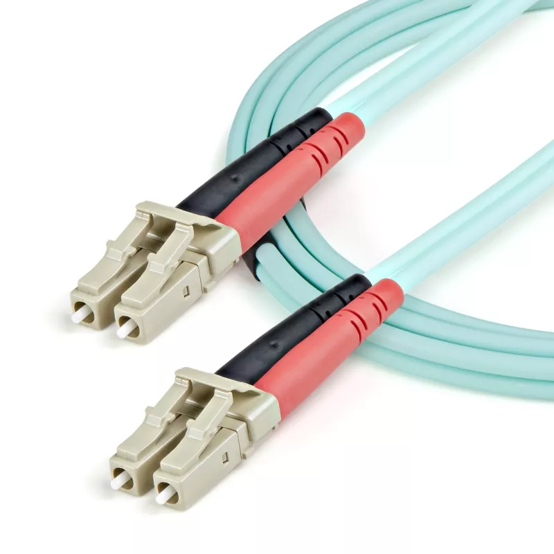 StarTech.com 1m (3ft) LC/UPC į LC/UPC OM3 daugiamodis šviesolaidinis kabelis, pilnas dupleksas 50/125µm, 100G, maži įterpimo nuostoliai, LSZH šviesolaidinis trumpiklis