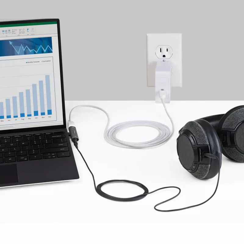 StarTech.com CDP235APDM USB-C adapteris garsui ir krovimui: 3,5 mm TRRS ausinių lizdas ir 60 W USB-C Power Delivery, telefonams/planšetėms/nešiojamiesiems