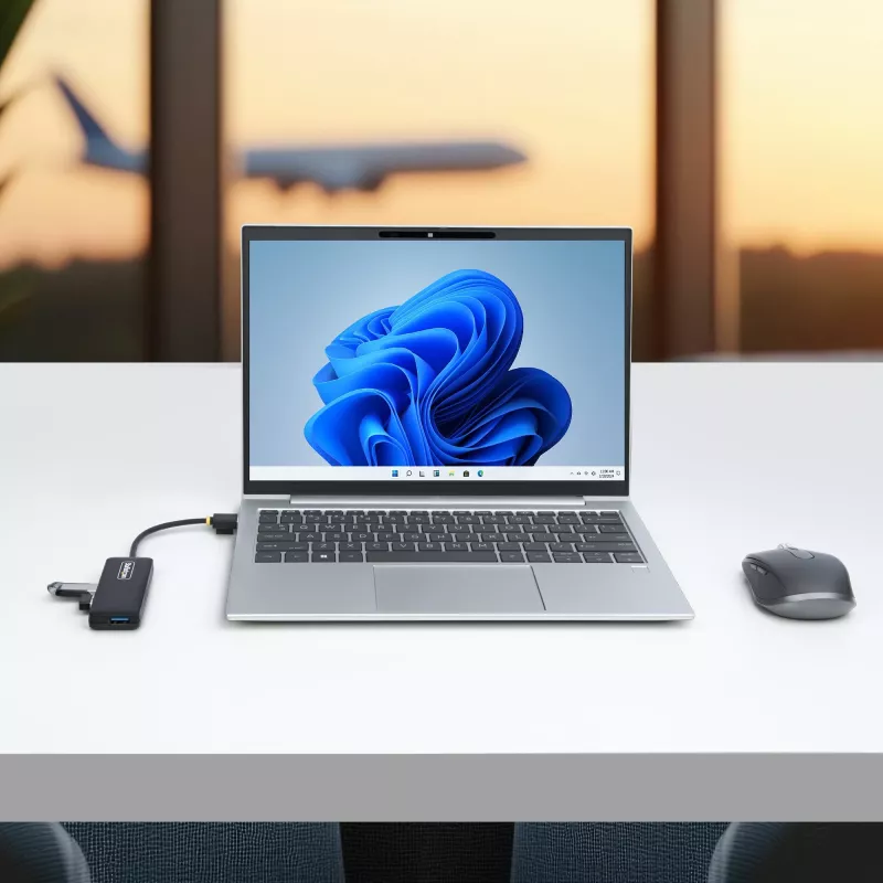 StarTech.com 4 prievadų USB-A šakotuvas, 5 Gbps, maitinamas iš magistralės, kompaktiškas kelioninis USB 3.0 skirstytuvas, apsauga nuo perkrovos (OCP)