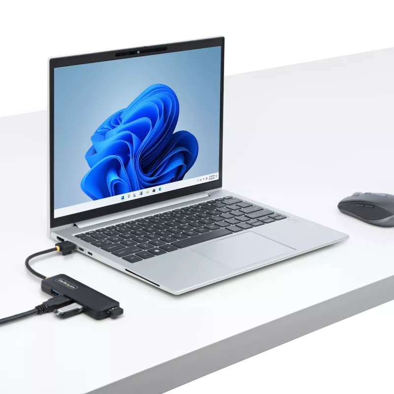 StarTech.com 4 prievadų USB-A šakotuvas, 5 Gbps, maitinamas iš magistralės, kompaktiškas kelioninis USB 3.0 skirstytuvas, apsauga nuo perkrovos (OCP)