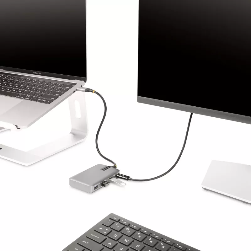 StarTech.com 4 prievadų USB-C šakotuvas su USB-C DP Alt režimo vaizdo išvestimi 4K 60Hz – 3x USB-A, 1x USB Type-C, 100W Power Delivery perdavimas, USB 3.2 10Gbps, 30 cm kabelis, nešiojamas USB šakotuvas