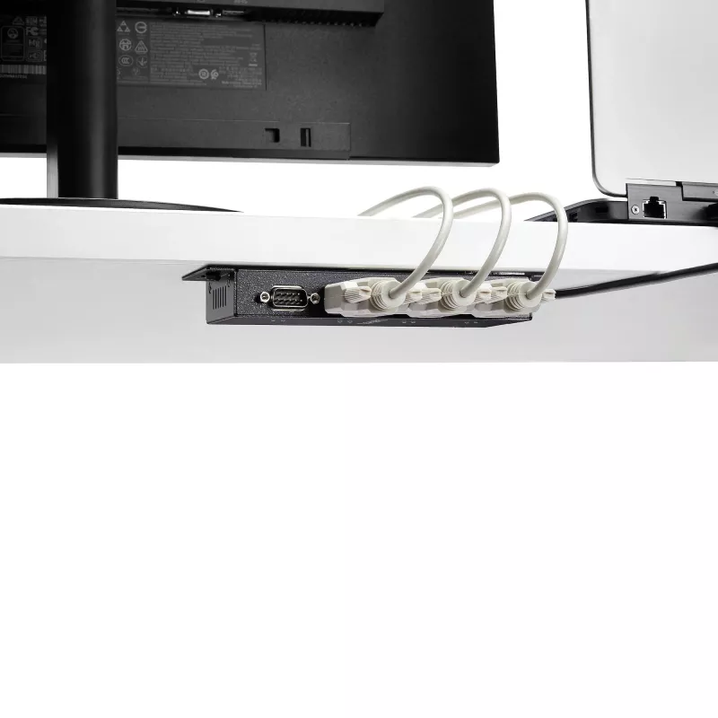 StarTech.com 4 prievadų USB į DB9 RS232 nuosekliojo ryšio adapterio šakotuvas – pramoninis DIN bėgelio ir sieninis montavimas