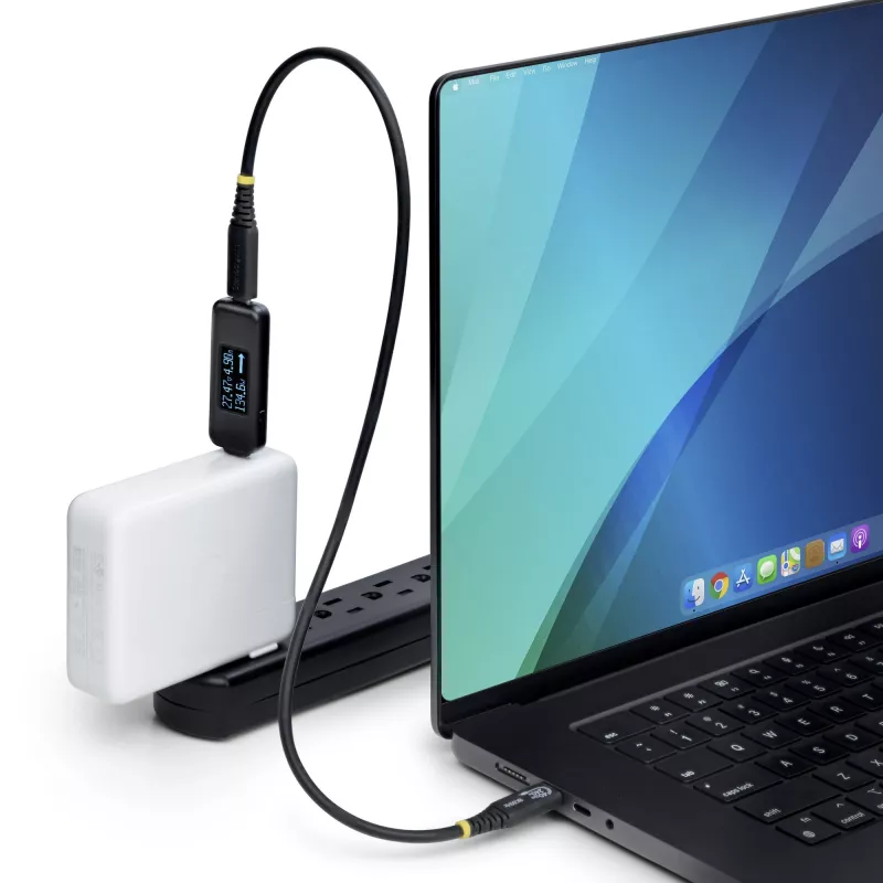StarTech.com USB-C galios testeris, skaitmeninis multimetras, dvipusis įtampos ir srovės matuoklis, iki 240W PD EPR, nešiojamas USB-C kabelio ir prievado galios matuoklis