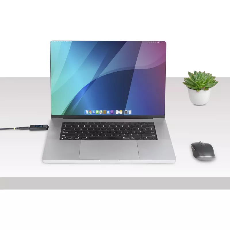 StarTech.com USB-C galios testeris, skaitmeninis multimetras, dvipusis įtampos ir srovės matuoklis, iki 240W PD EPR, nešiojamas USB-C kabelio ir prievado galios matuoklis