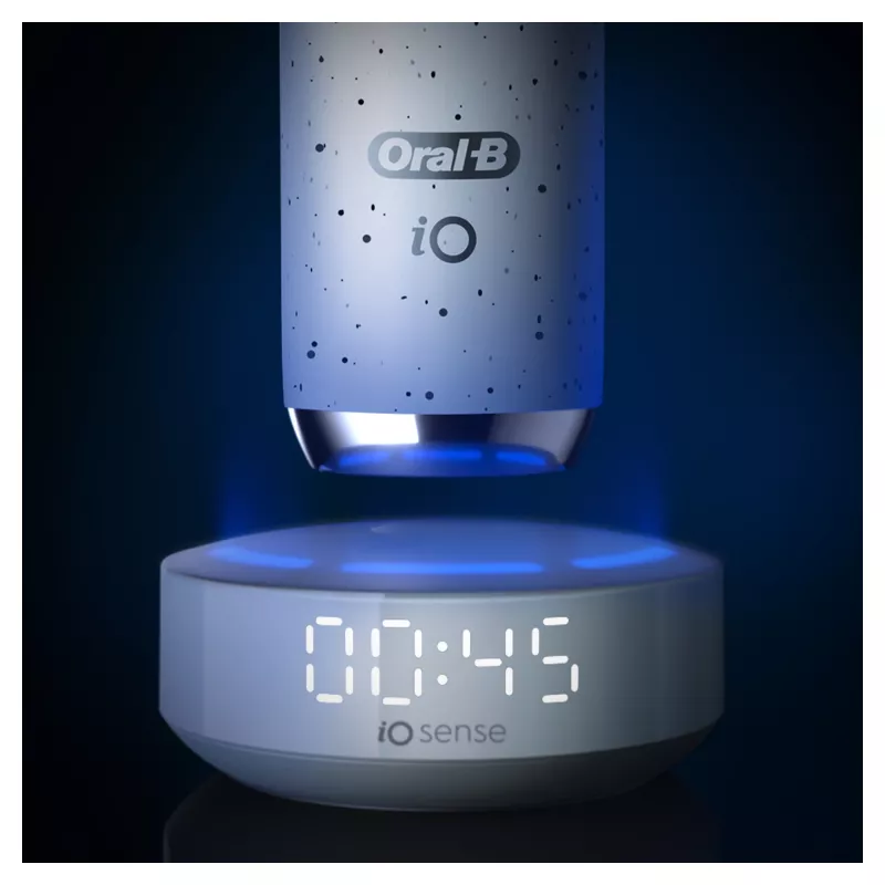 Oral-B iO Series 10 suaugusiųjų besisukantis-osciliuojantis dantų šepetėlis Baltas