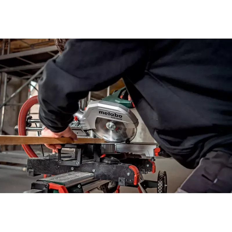 Pjūklas Metabo KGS 254 M