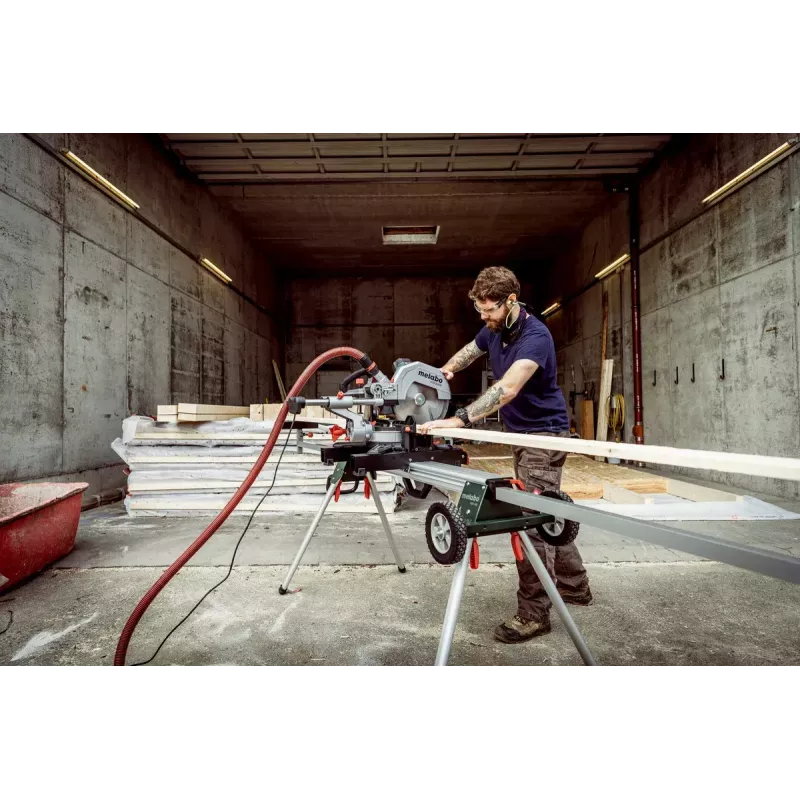 Pjūklas slydimo Metabo KGS 305 M