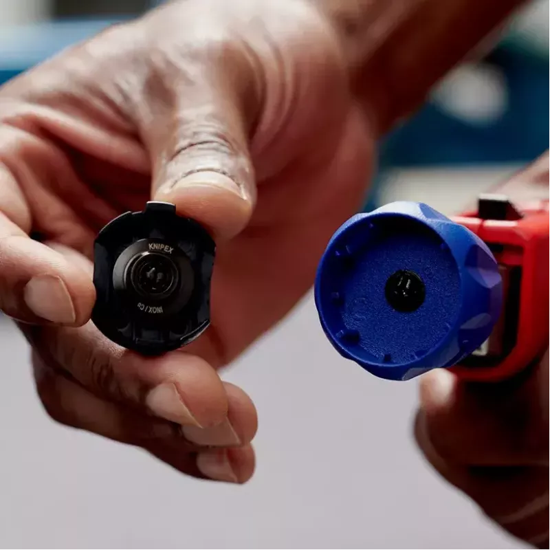 Vamzdžių pjovimo įrankis Knipex 90 31 03 BK, tinka variui, žalvariui, plienui