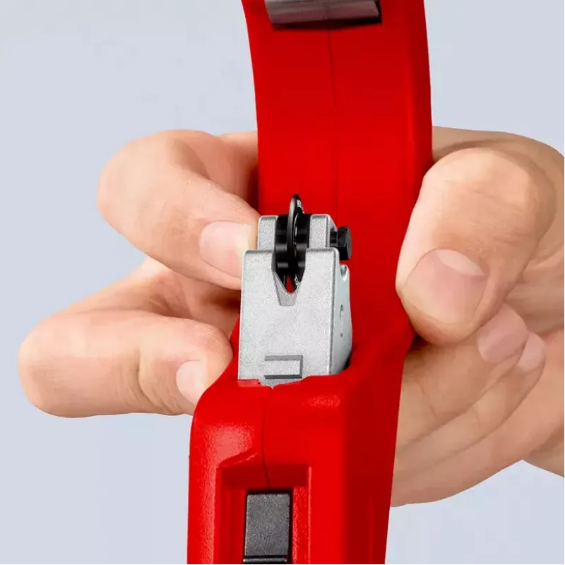 Vamzdžių pjovimo įrankis Knipex 90 31 03 BK, tinka variui, žalvariui, plienui