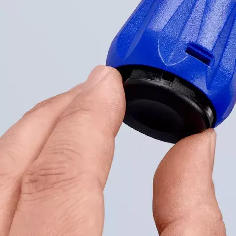 Vamzdžių pjovimo įrankis Knipex 90 31 03 BK, tinka variui, žalvariui, plienui