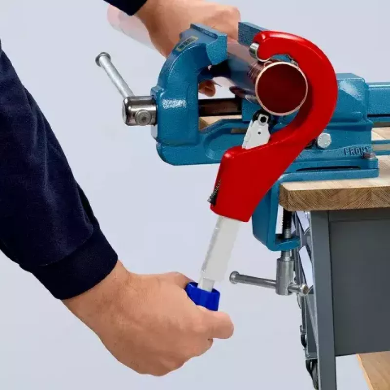 Vamzdžių pjovimo įrankis Knipex 90 31 03 BK, tinka variui, žalvariui, plienui