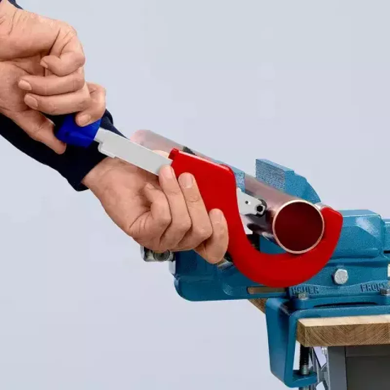 Vamzdžių pjovimo įrankis Knipex 90 31 03 BK, tinka variui, žalvariui, plienui