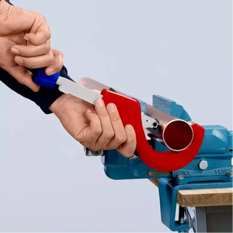 Vamzdžių pjovimo įrankis Knipex 90 31 03 BK, tinka variui, žalvariui, plienui