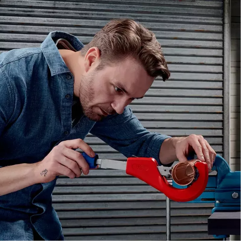 Vamzdžių pjovimo įrankis Knipex 90 31 03 BK, tinka variui, žalvariui, plienui