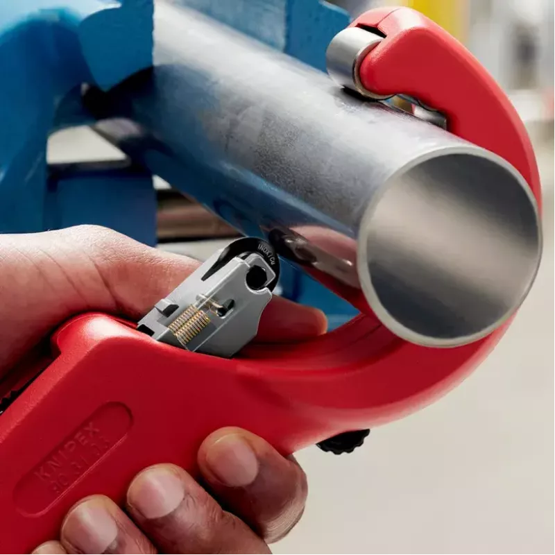 Vamzdžių pjovimo įrankis Knipex 90 31 03 BK, tinka variui, žalvariui, plienui