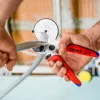 Vamzdžių žirklės Knipex 90 25 25, aliuminio, juodos/mėlynos/raudonos, 210 mm
