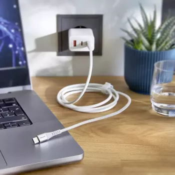 USB-C laidas Intenso CABLE USB-C TO USB-C 1,5 m 0,48 Gbit/s baltas
