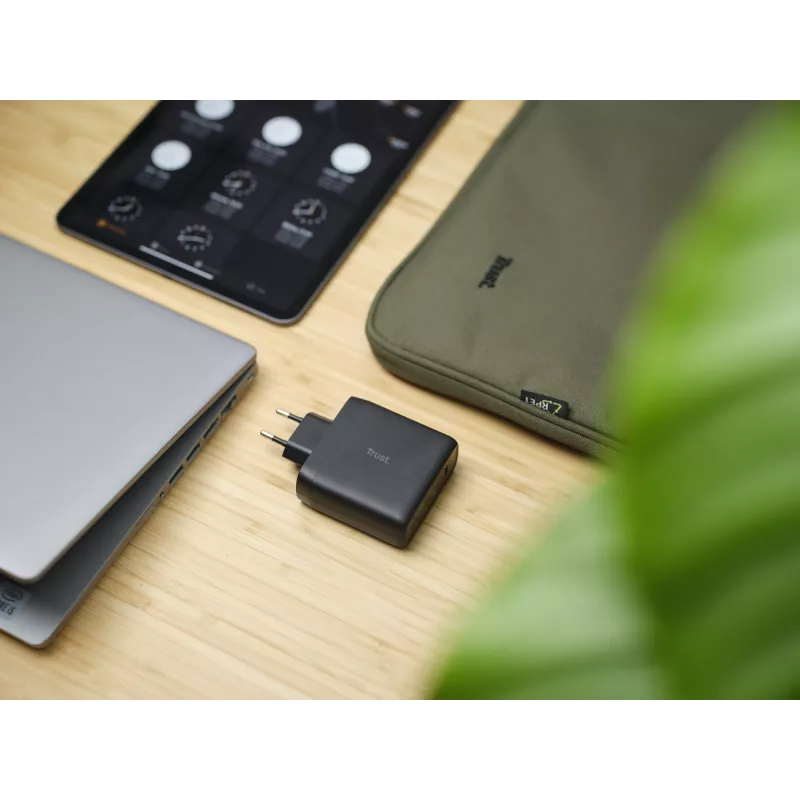 Trust Maxo 100W Universal Black AC įkroviklis su USB-C laidu