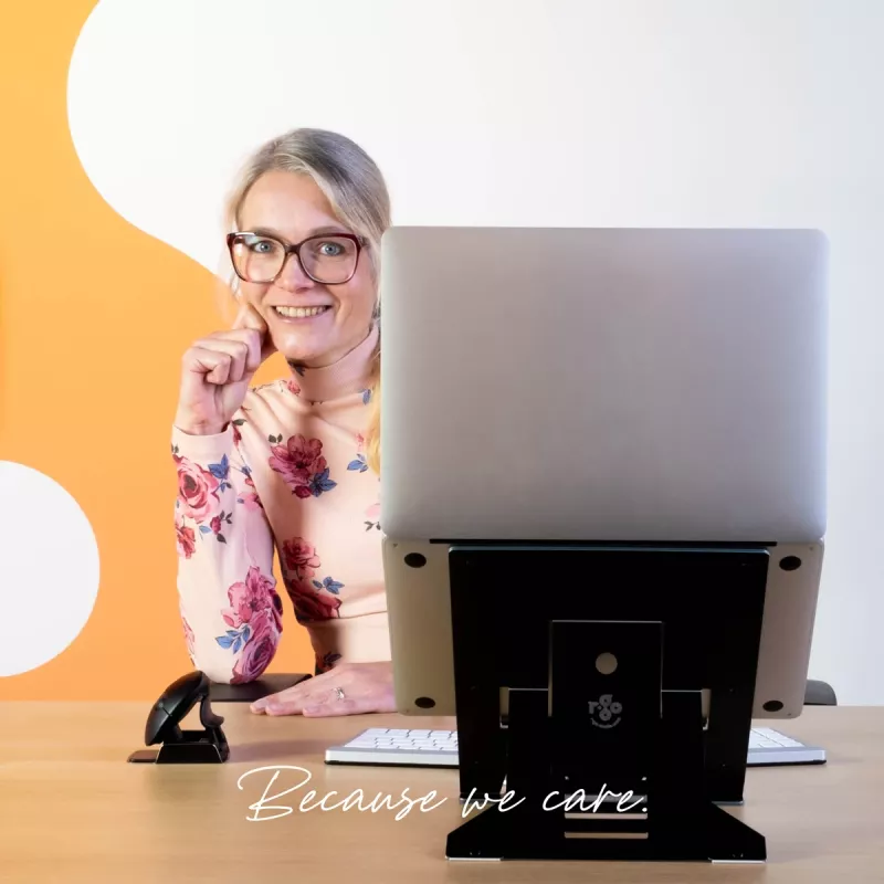 R-Go Tools nešiojamojo kompiuterio stovas R-Go Riser Document, ergonomiškas, sulankstomas ir reguliuojamas stovas su dokumentų laikikliu, juodas