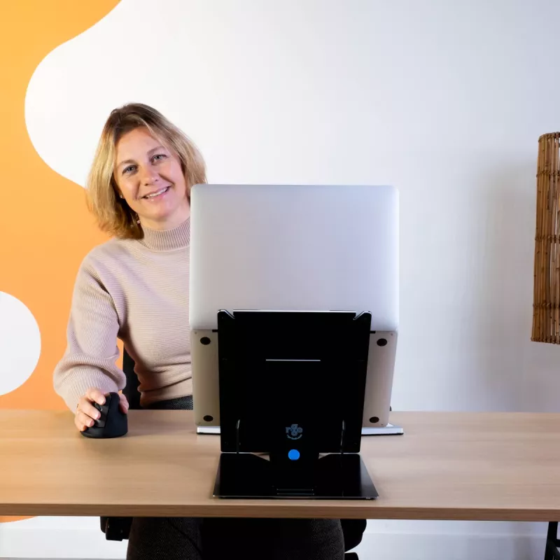 R-Go Tools planšetės ir nešiojamojo kompiuterio stovas R-Go Riser Duo, tinka 10–22 colių ekranui, juodas