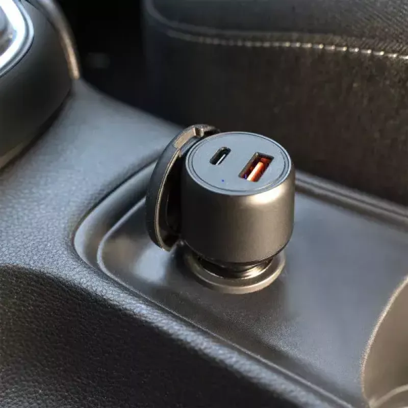 Automobilinis įkroviklis 4smarts VoltRoad Ultimate 65W+18W USB-C PD + USB-A QC nešiojamam kompiuteriui, išmaniajam telefonui, planšetei