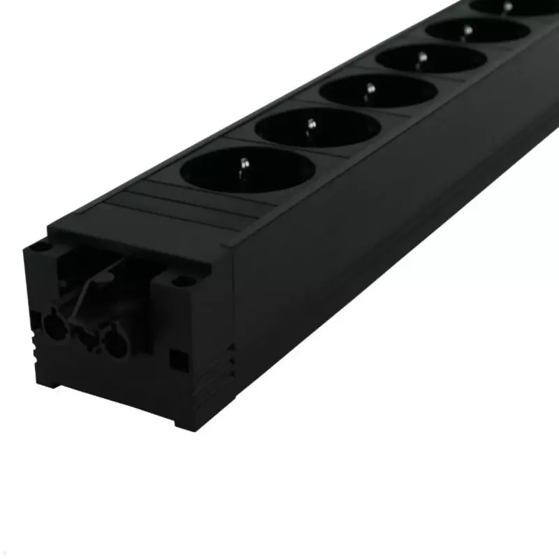 Bachmann STEP BASE 6x maitinimo juosta GST18 6 lizdai 250V 16A