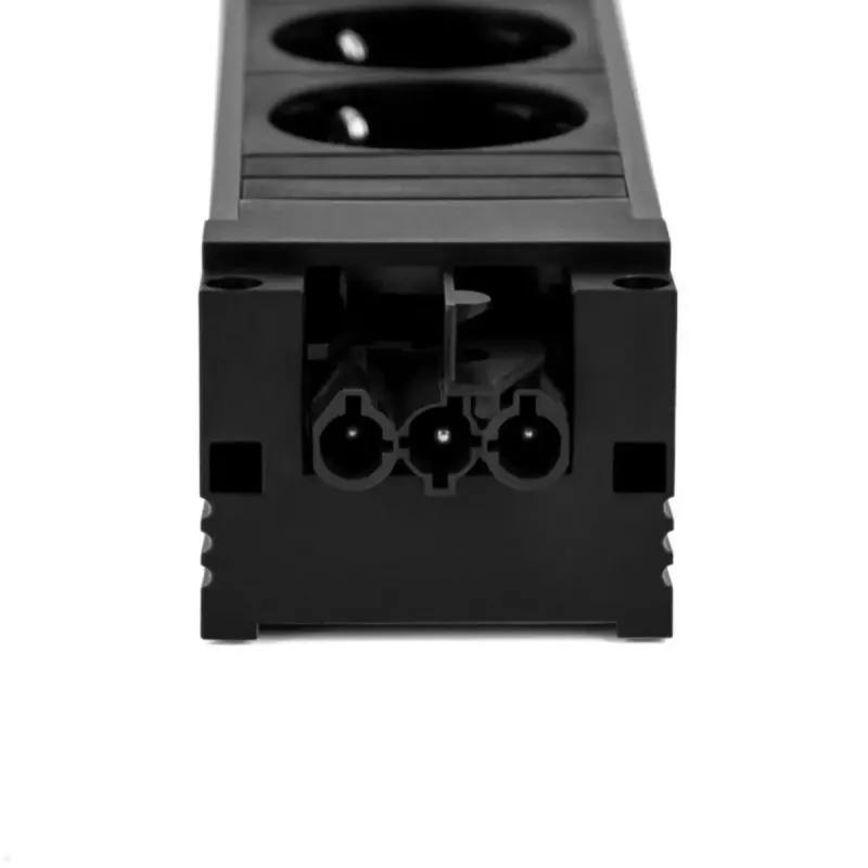 Bachmann STEP BASE 6x maitinimo juosta GST18 6 lizdai 250V 16A