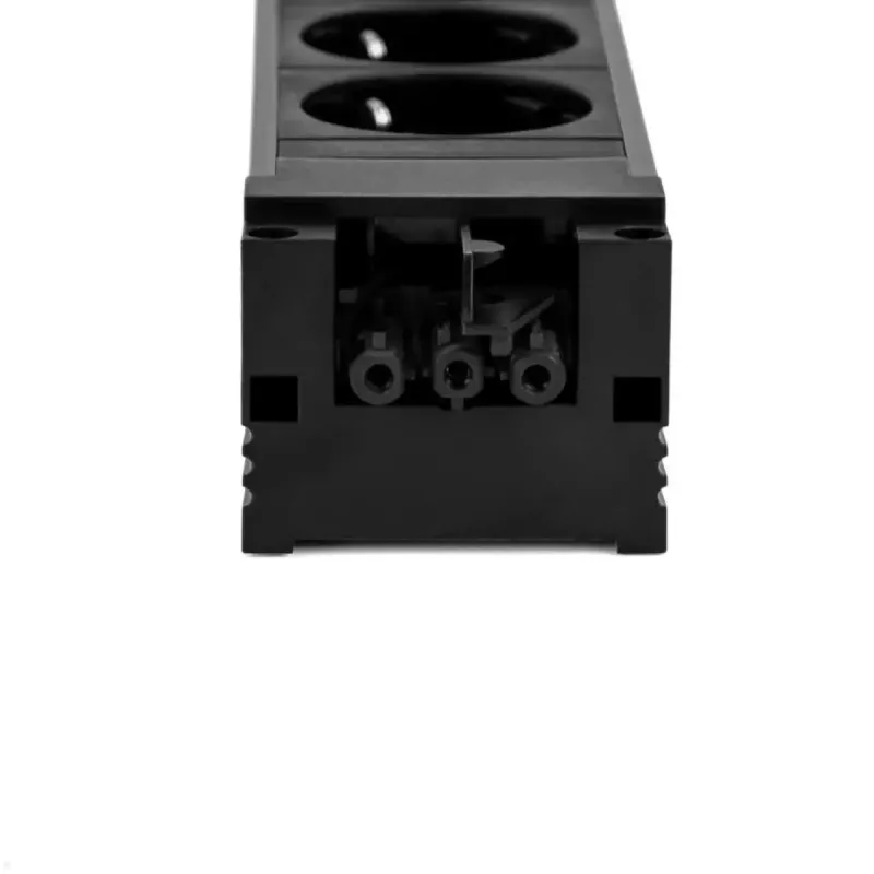 Bachmann STEP BASE 6x maitinimo juosta GST18 6 lizdai 250V 16A