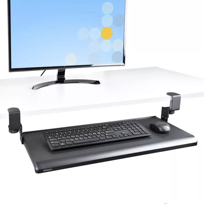StarTech.com po stalu montuojama klaviatūros lentyna, užspaudžiama ergonomiška klaviatūros laikiklis, iki 12 kg, slankiojanti klaviatūros ir pelės dėžė su C-spaustuvais, reguliuojamo aukščio (3,9/4,7/5,5 col.)