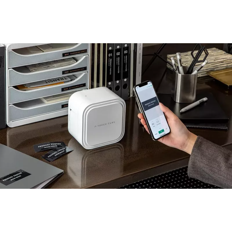 Brother P-touch CUBE Pro (PT-P910BT) įkraunamas etikečių spausdintuvas su Bluetooth